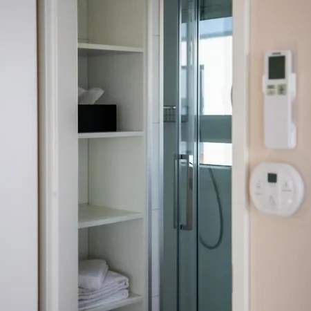 Botel Hausboot Queen - Lp6