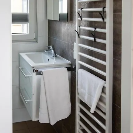 Úszó hotel Hausboot Queen - Lp6 Laasow