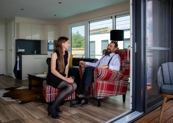 بوتيل Hausboot Queen - Lp6 *